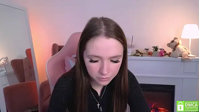 Snapshot of WildHoneyXO chatting on October 7, 5:56 am WildHoneyXO online show from October 7, 5:56 am