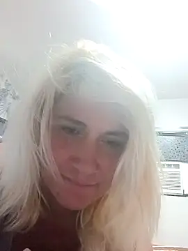 heheskippy online show from April 28, 9:51 pm