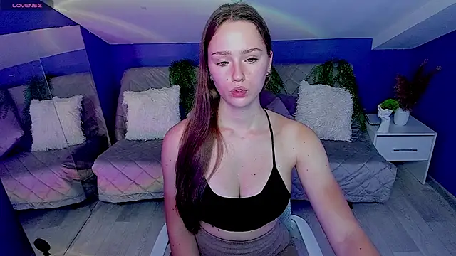 CelineCharm  online show from October 8, 2:21 pm