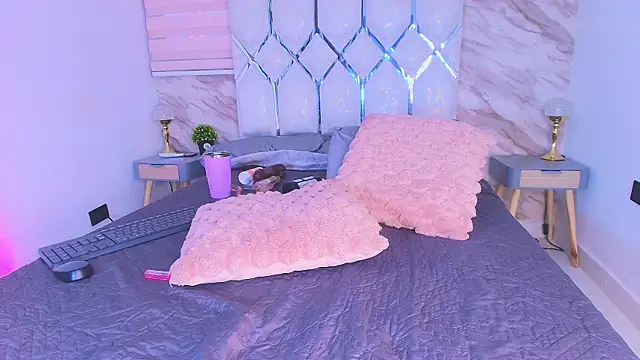 collet 1 online show from April 14, 12:38 pm