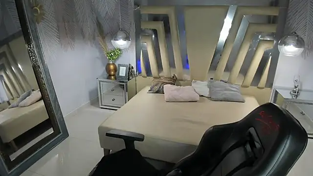 ValerySkinnyy online show from June 11, 3:47 am