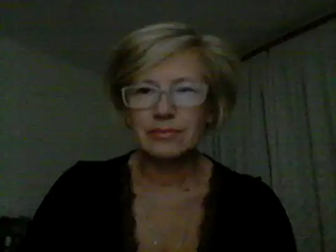 LucyLewisX online show from September 27, 8:05 pm