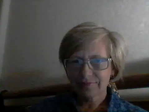 LucyLewisX online show from October 10, 8:03 pm