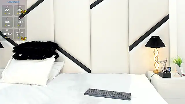 XimenaCosta online show from April 25, 2:14 pm