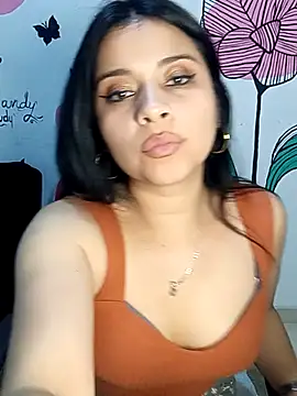 Snapshot of ValerieLove_ chatting on September 21, 9:57 pm ValerieLove online show from September 21, 9:57 pm