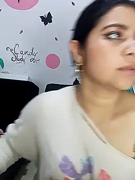 Snapshot of ValerieLove_ chatting on October 12, 9:39 pm ValerieLove online show from October 12, 9:39 pm