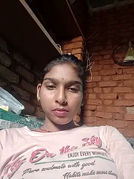 Snapshot of Yatiksha_Beby chatting on October 16, 10:07 am Yatiksha Beby online show from October 16, 10:07 am