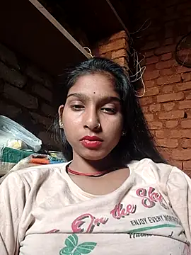 Snapshot of Yatiksha_Beby chatting on October 20, 10:40 am Yatiksha Beby online show from October 20, 10:40 am