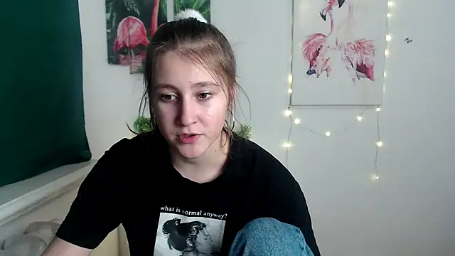 Milka kamila online show from October 29, 1:47 pm