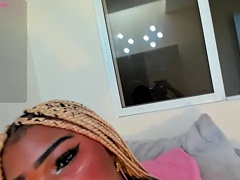 SophiaBloss online show from April 30, 8:36 pm