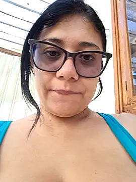 Snapshot of Monse--145 chatting on October 9, 12:53 pm Monse--145 online show from October 9, 12:53 pm