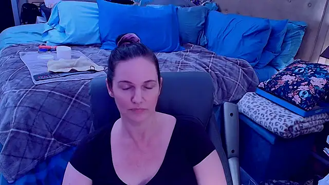 ninajaymes online show from March 6, 11:55 pm