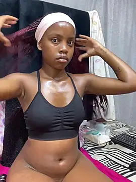 Littlebunny33 online show from April 22, 3:14 am