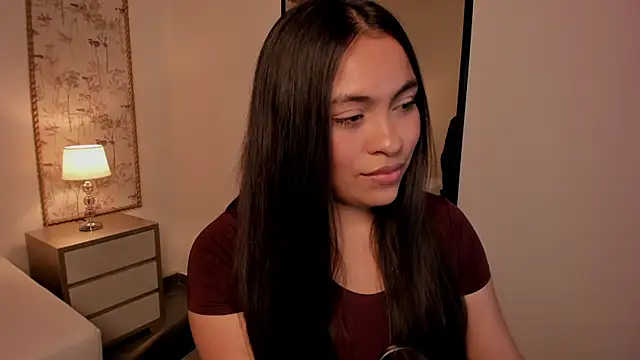 allie bruce online show from July 4, 8:05 pm