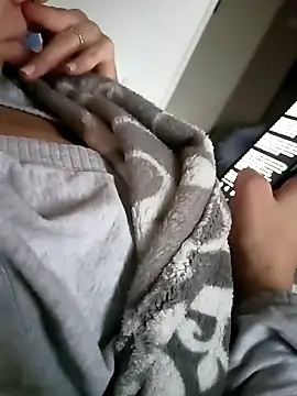 Snapshot of NiceBadgera chatting on October 6, 2:56 pm NiceBadgera online show from October 6, 2:56 pm