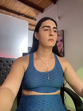 lola diez online show from April 21, 9:55 pm