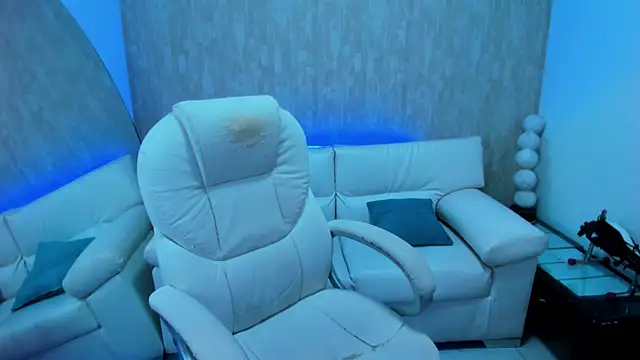 Eva hells  online show from September 22, 9:13 pm