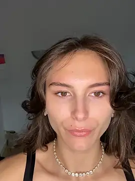 SophiiaStarr online show from October 1, 4:01 pm