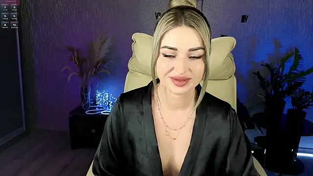 NikkiiStill online show from March 6, 3:23 am