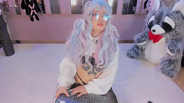 BizzyNoar online show from April 27, 6:10 am