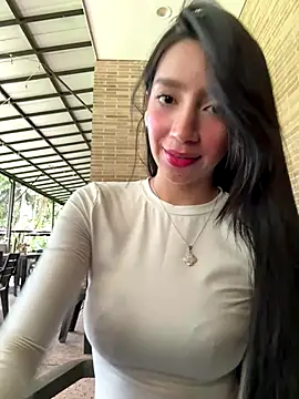 Min junn online show from October 3, 8:36 pm