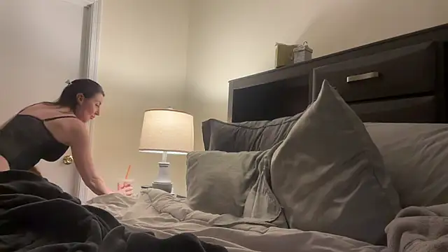 NurseStephania online show from December 18, 4:50 am