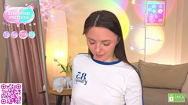 OliviaKis  online show from April 12, 8:06 am