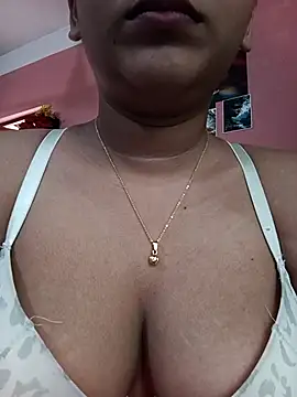 Snapshot of Samiya3344 chatting on October 4, 2:06 am Samiya3344 online show from October 4, 2:06 am