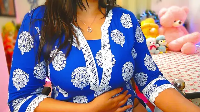 WildDimpi 0 online show from June 19, 6:11 pm
