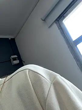 Sashailardi online show from October 12, 4:31 pm