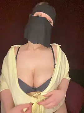 RooVaaN-Xx online show from September 25, 5:39 am