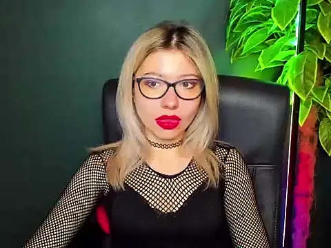 loveHeidi online show from November 24, 5:53 am