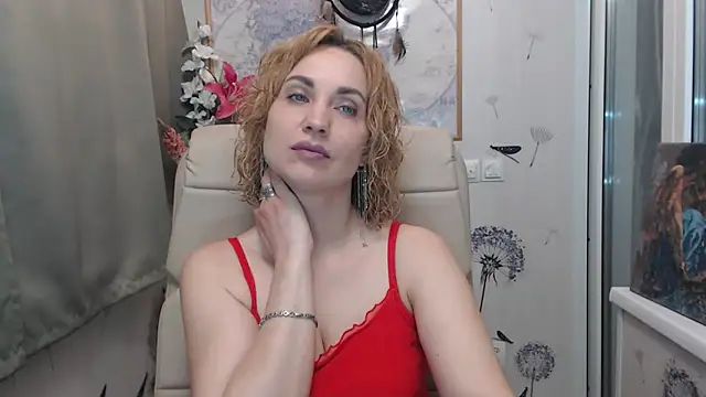 KatrinAlluring online show from October 8, 4:17 am