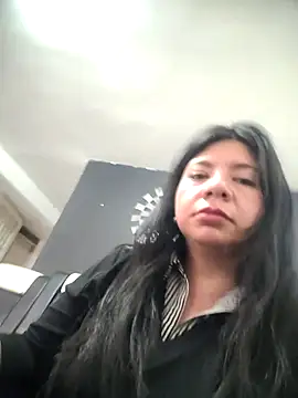 kinky momm online show from November 20, 3:02 pm