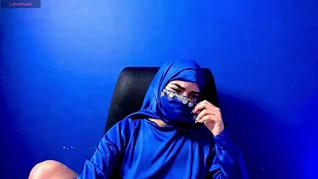 Snapshot of Sahira_and_Zaid chatting on October 9, 9:19 pm Sahira and Zaid online show from October 9, 9:19 pm