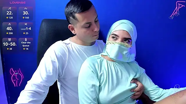 Snapshot of Sahira_and_Zaid chatting on October 4, 7:07 pm Sahira and Zaid online show from October 4, 7:07 pm