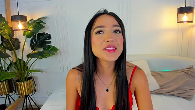 Dafne Hillss online show from November 17, 12:39 pm