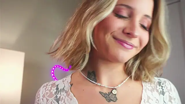 LoveSeekins online show from August 1, 7:38 pm