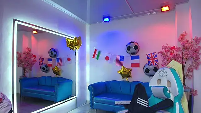 Black roseee online show from July 17, 3:44 am
