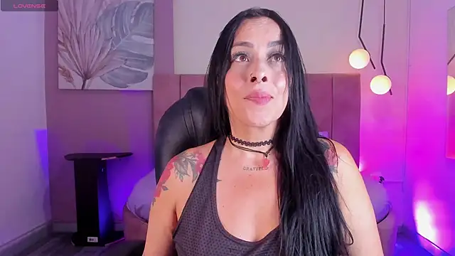 Snapshot of Lady_Scarlett_ chatting on October 15, 7:38 pm Lady Scarlett online show from October 15, 7:38 pm