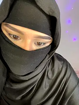 rhizanthella  online show from September 26, 7:33 pm