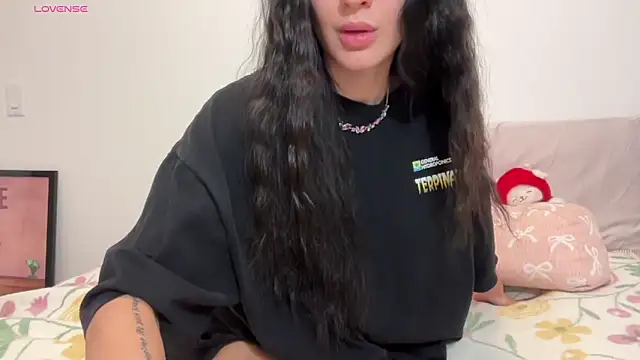 fleshxfairy online show from June 10, 5:17 am