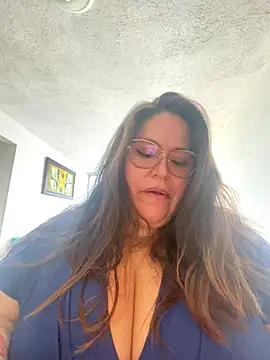 Snapshot of BigBoss_Paris69 chatting on September 15, 2:58 pm BigBoss Paris69 online show from September 15, 2:58 pm