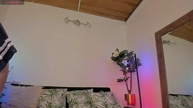 artemis nyx online show from April 23, 10:23 pm