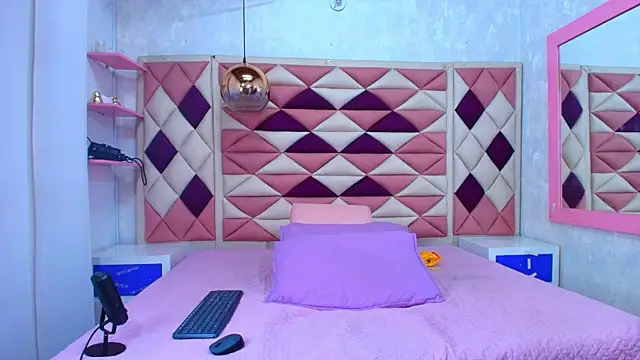 abbyrouss  online show from September 12, 3:51 am