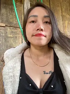 chipp-bong online show from November 6, 2:06 am