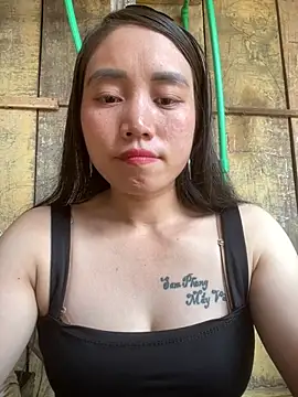 chipp-bong online show from April 21, 2:51 am