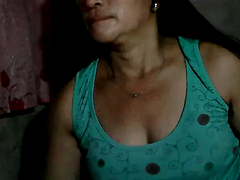 yoursPinayMama1682 online show from January 9, 2:21 pm