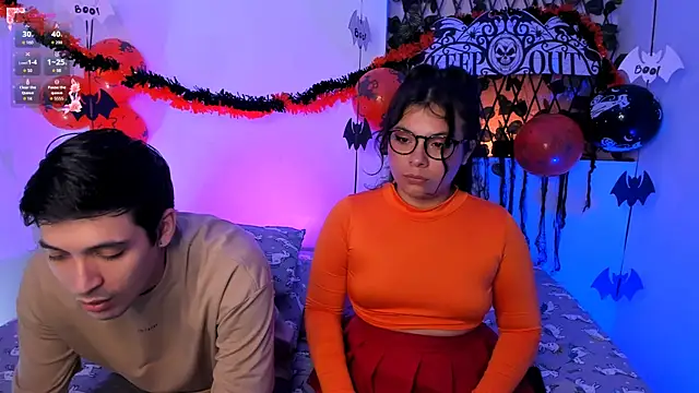 kylietimothee online show from October 25, 4:25 pm