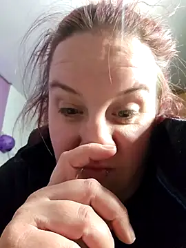 BabygurlJay online show from April 8, 3:19 am